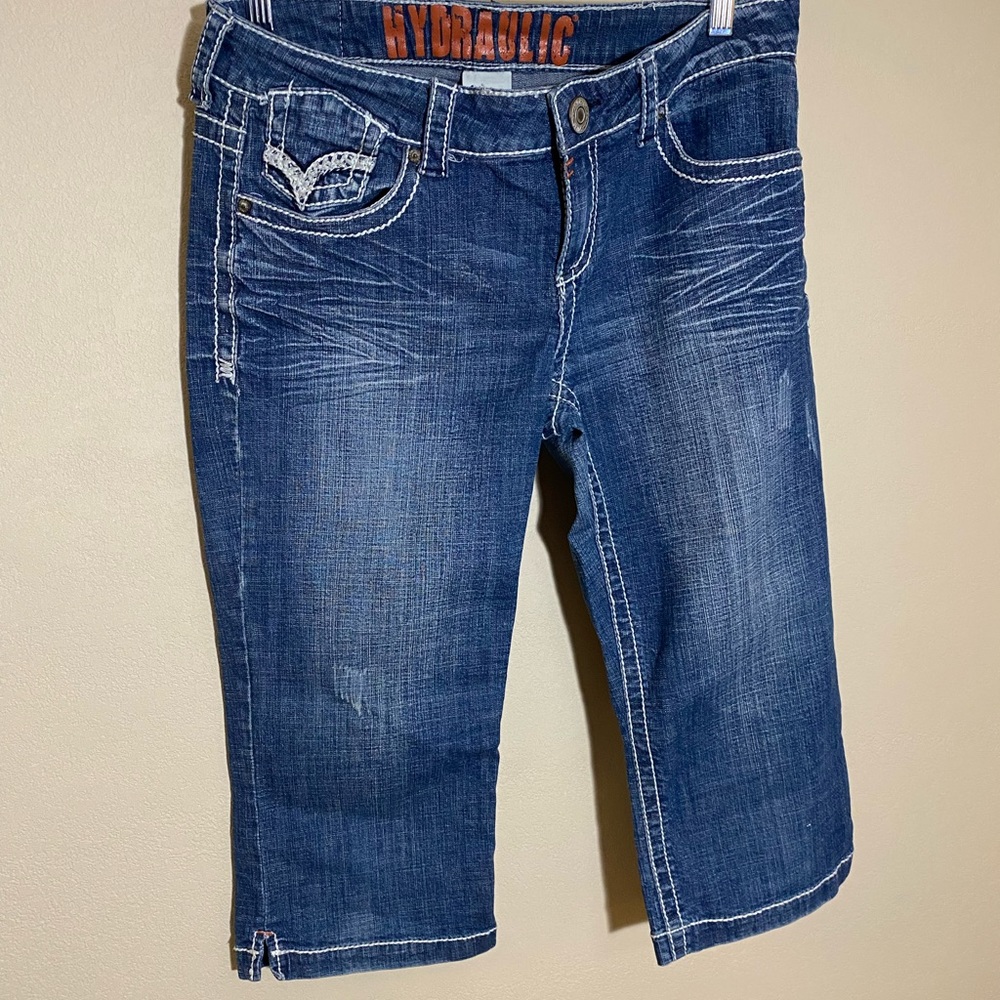 Capri Jeans